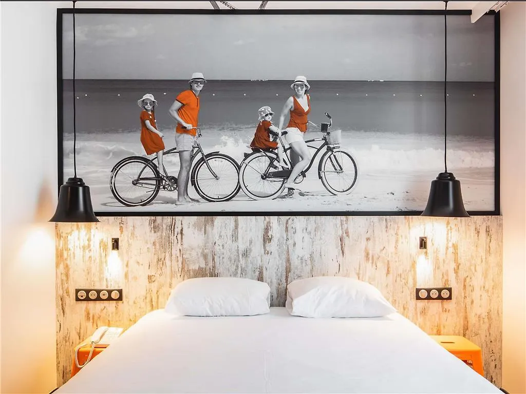Ibis Styles Dinan Centre Ville Hotel