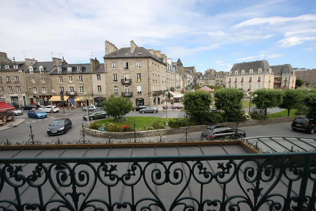 Ibis Styles Dinan Centre Ville Hotel